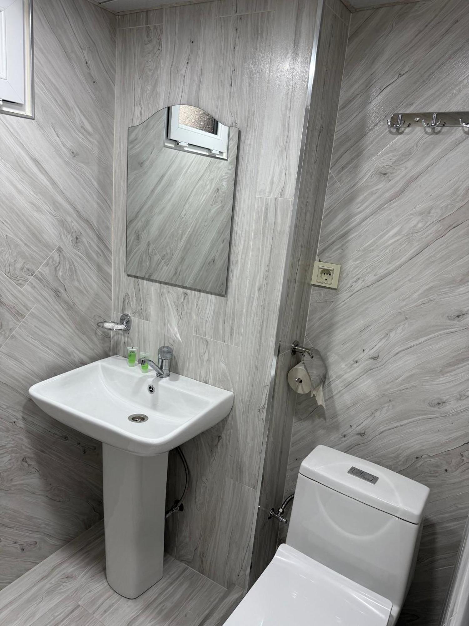 Narvar Hotel Goris Ngoại thất bức ảnh